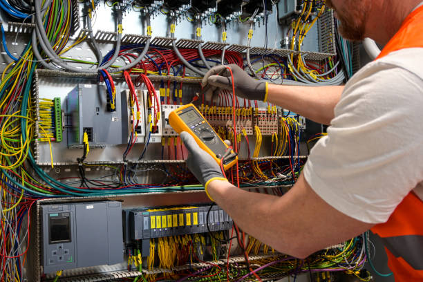 Best Licensed Electrician  in Tolono, IL